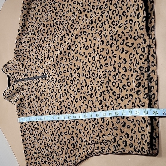 Hollister, Size XS Leopard Print Fleece 1/4 Zip Pullover, Oversized, GUC - Picture 12 of 16